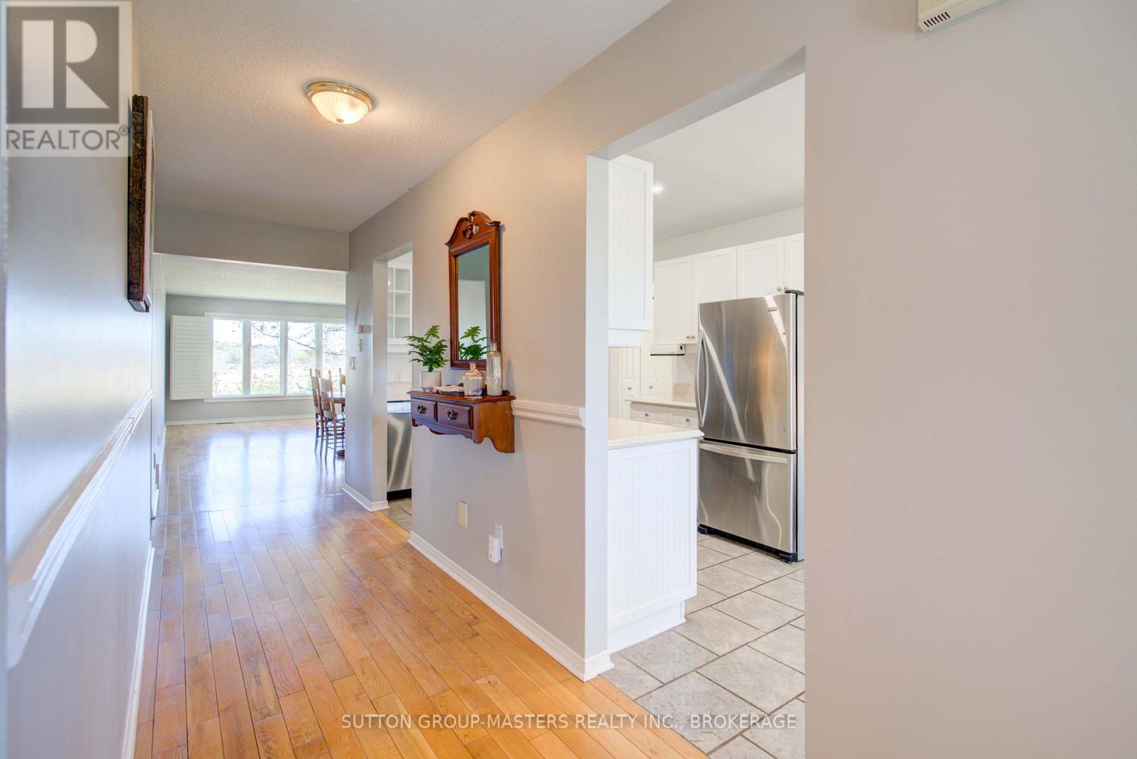 14 Abbey Dawn Drive, Loyalist, Ontario  K0H 1G0 - Photo 6 - X12143835