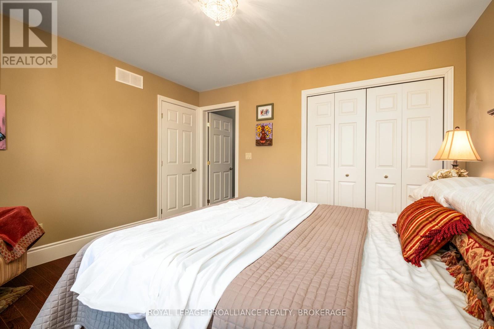 7955 Perth Road, Frontenac, Ontario  K0H 2L0 - Photo 10 - X12143928