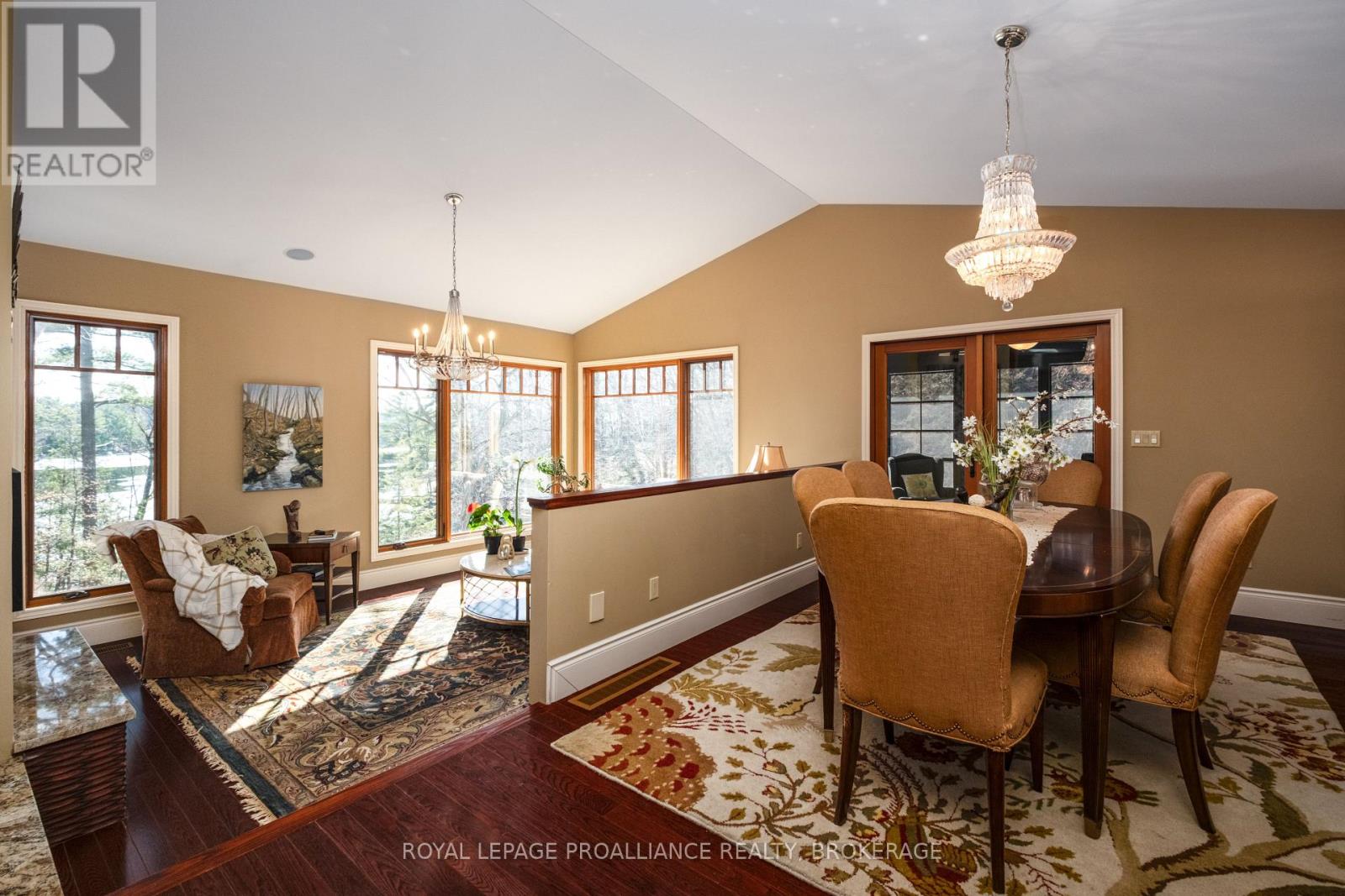 7955 Perth Road, Frontenac (Frontenac South), Ontario  K0H 2L0 - Photo 12 - X12143928