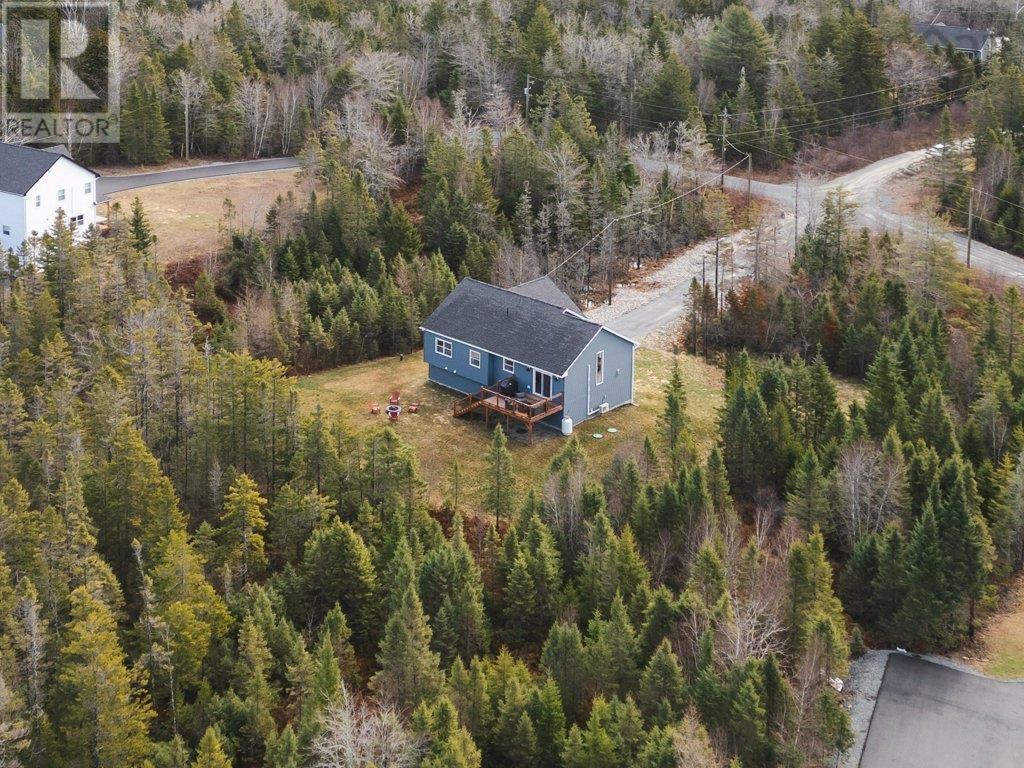 Property at 47 Turtlehead Lane image 3