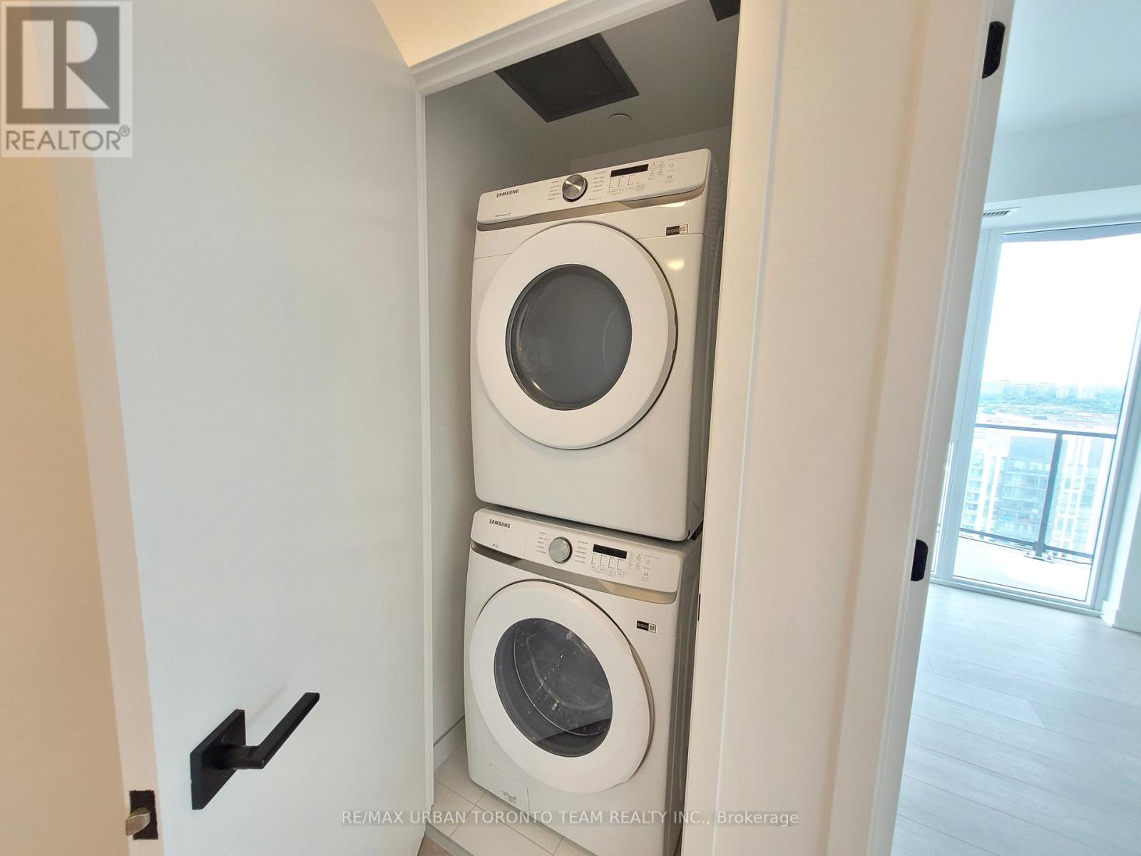 3204 - 36 Zorra Street, Toronto, Ontario  M8Z 1R7 - Photo 10 - W12143646