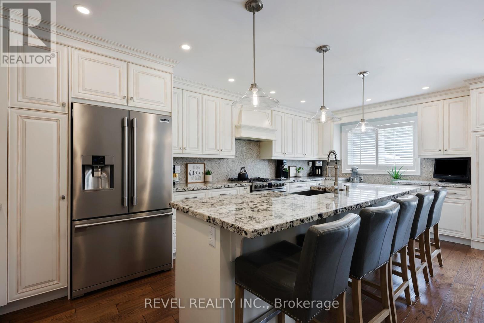 35 Miller Drive, Halton Hills, Ontario  L7G 5P7 - Photo 17 - W12143677