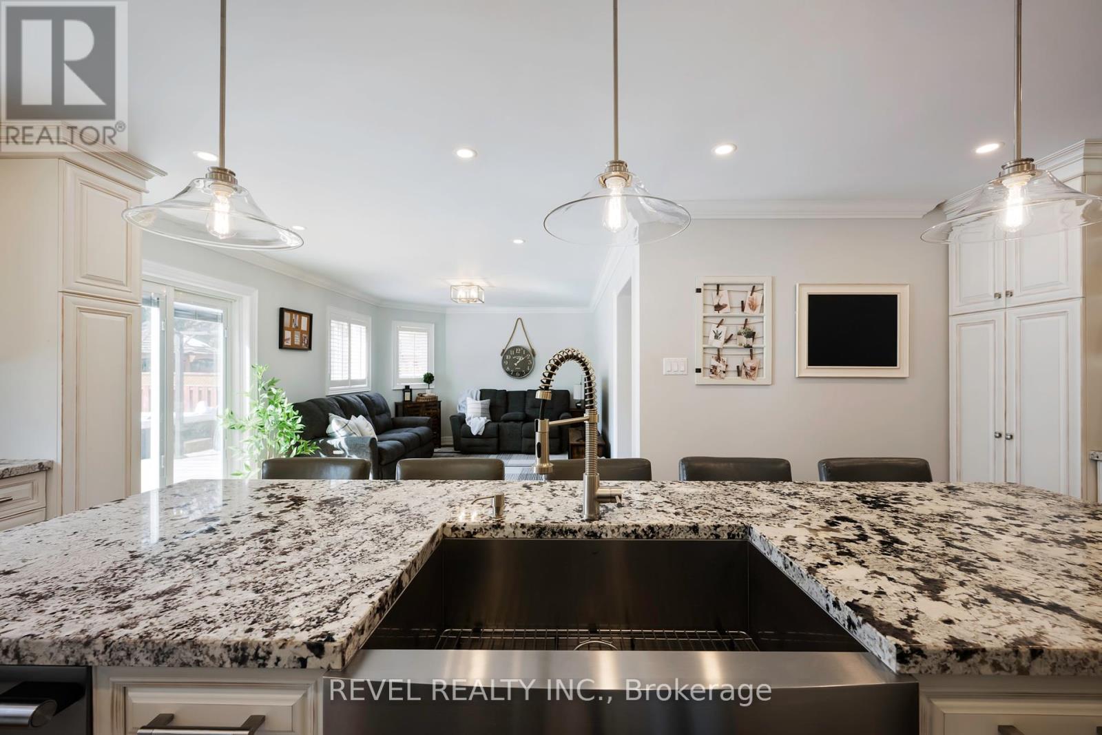 35 Miller Drive, Halton Hills, Ontario  L7G 5P7 - Photo 21 - W12143677