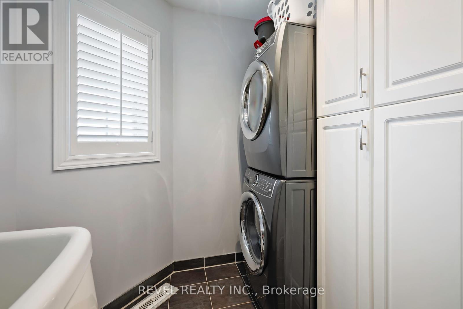 35 Miller Drive, Halton Hills, Ontario  L7G 5P7 - Photo 26 - W12143677