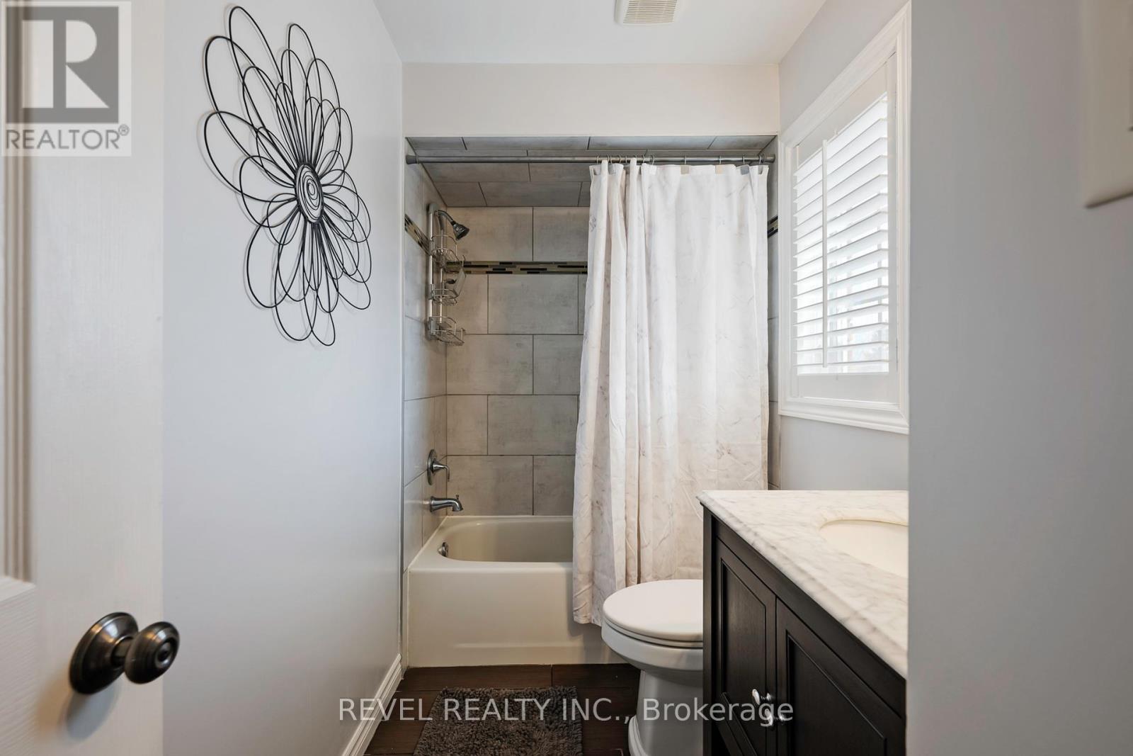 35 Miller Drive, Halton Hills, Ontario  L7G 5P7 - Photo 27 - W12143677