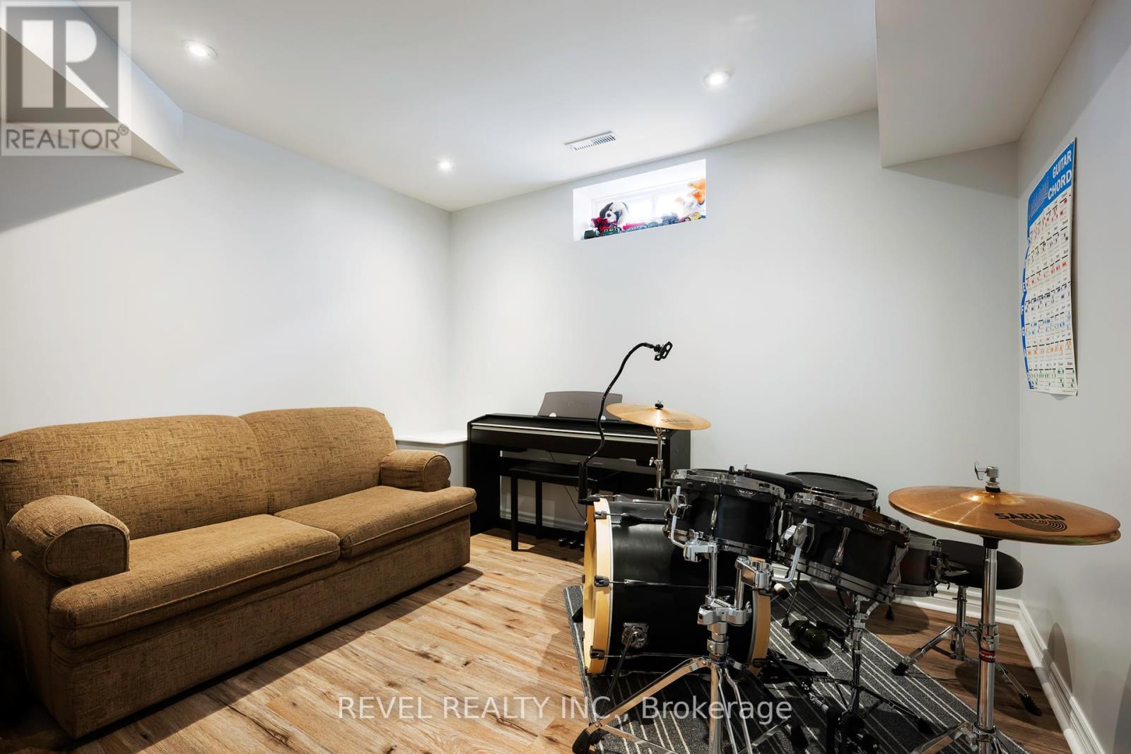35 Miller Drive, Halton Hills, Ontario  L7G 5P7 - Photo 41 - W12143677