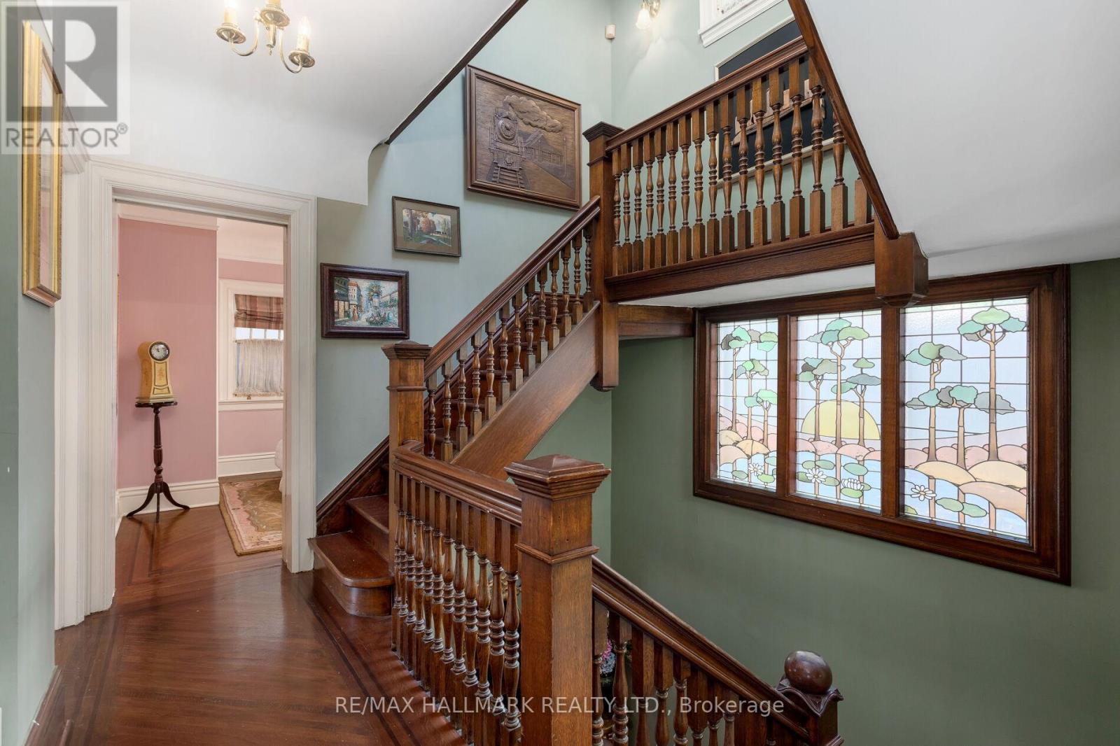 60 Indian Grove, Toronto, Ontario  M6R 2Y3 - Photo 12 - W12143711