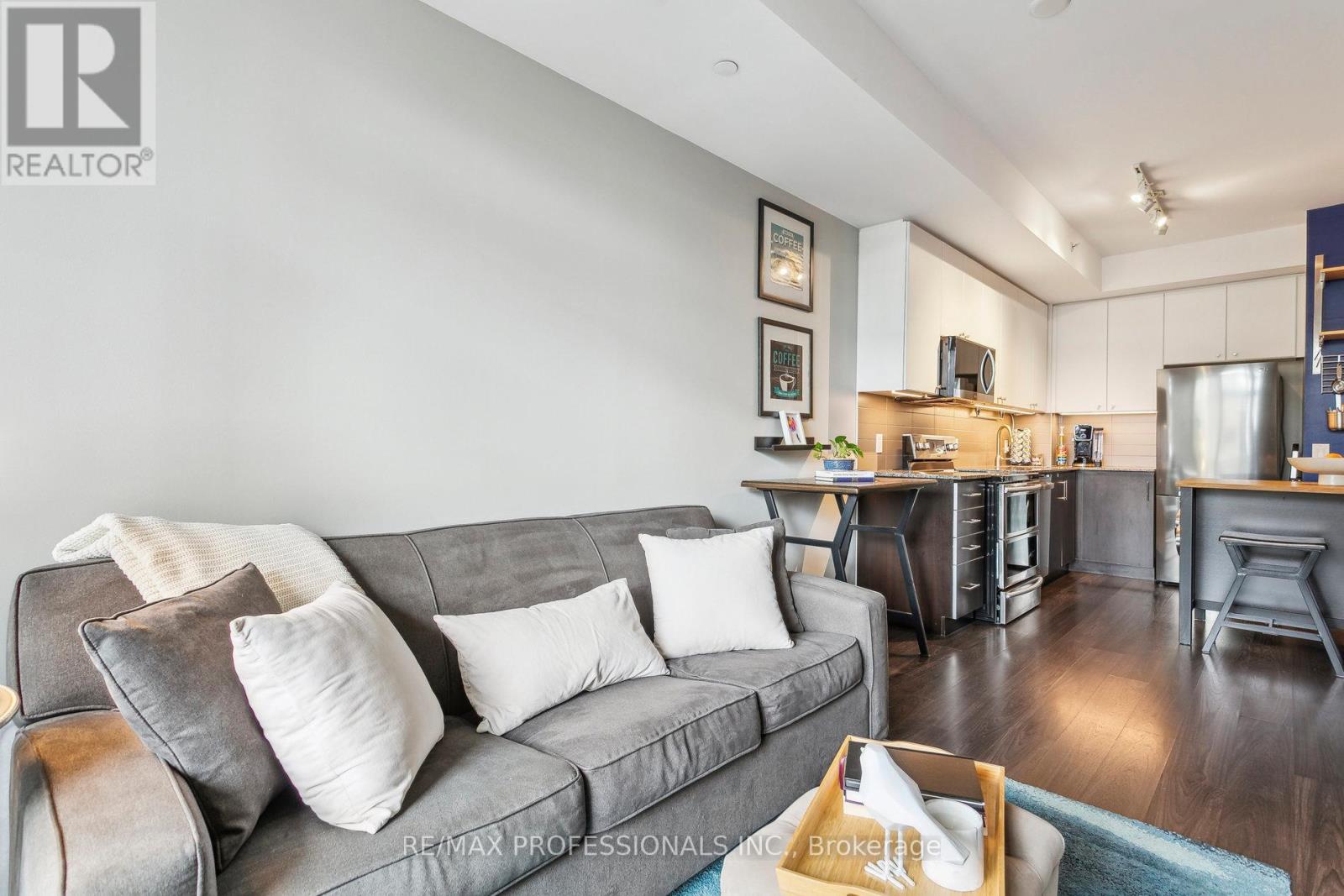 303 - 8 Fieldway Road W, Toronto, Ontario  M8Z 0C3 - Photo 8 - W12124160
