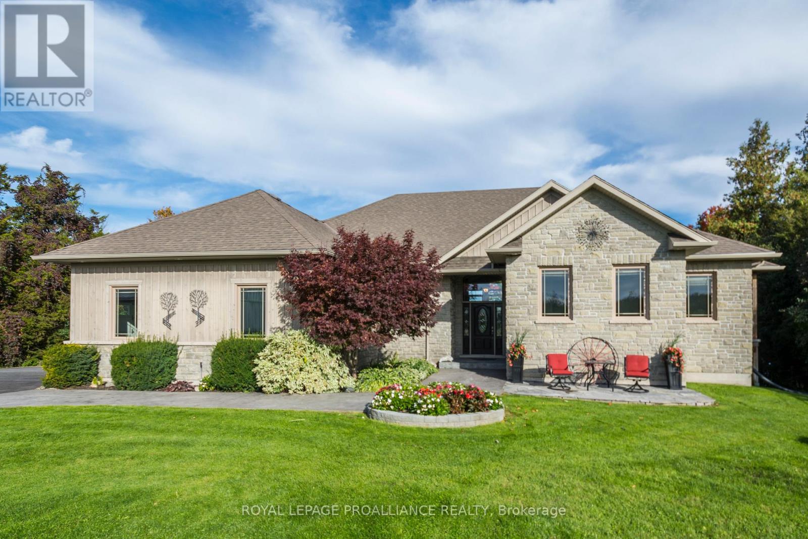 4992 County Road 1, Prince Edward County, Ontario  K0K 1T0 - Photo 2 - X12095827