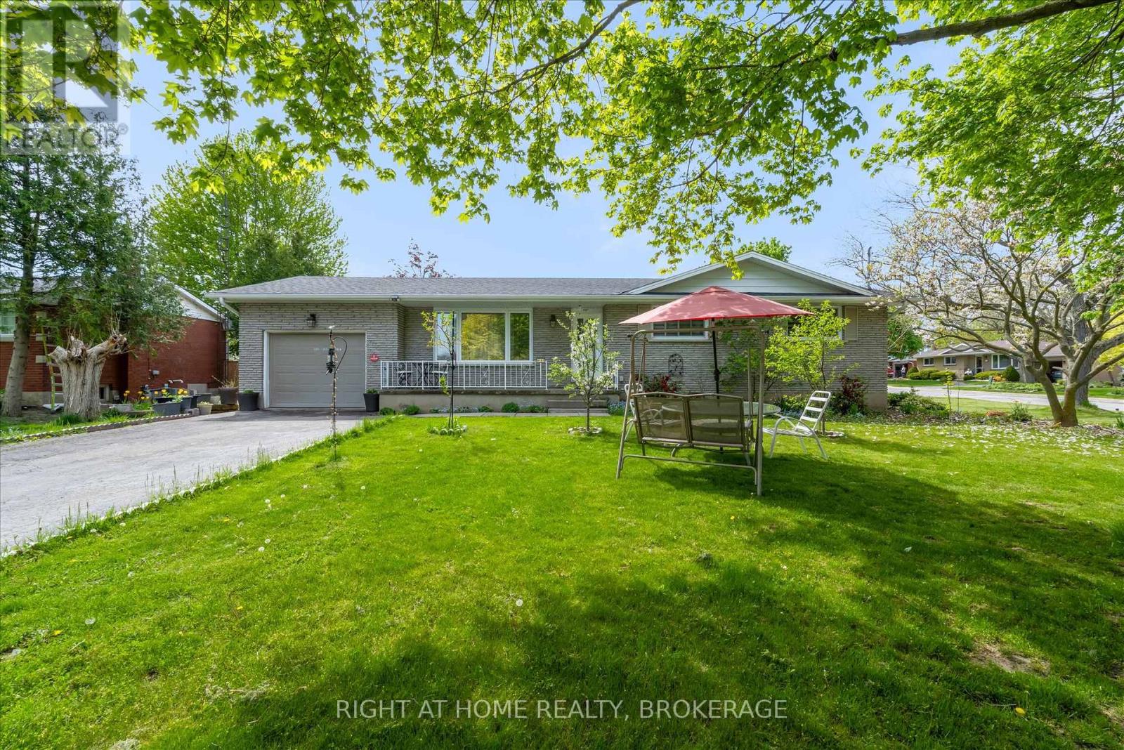 Property at 4187 HIGHLAND PARK DRIVE image 2