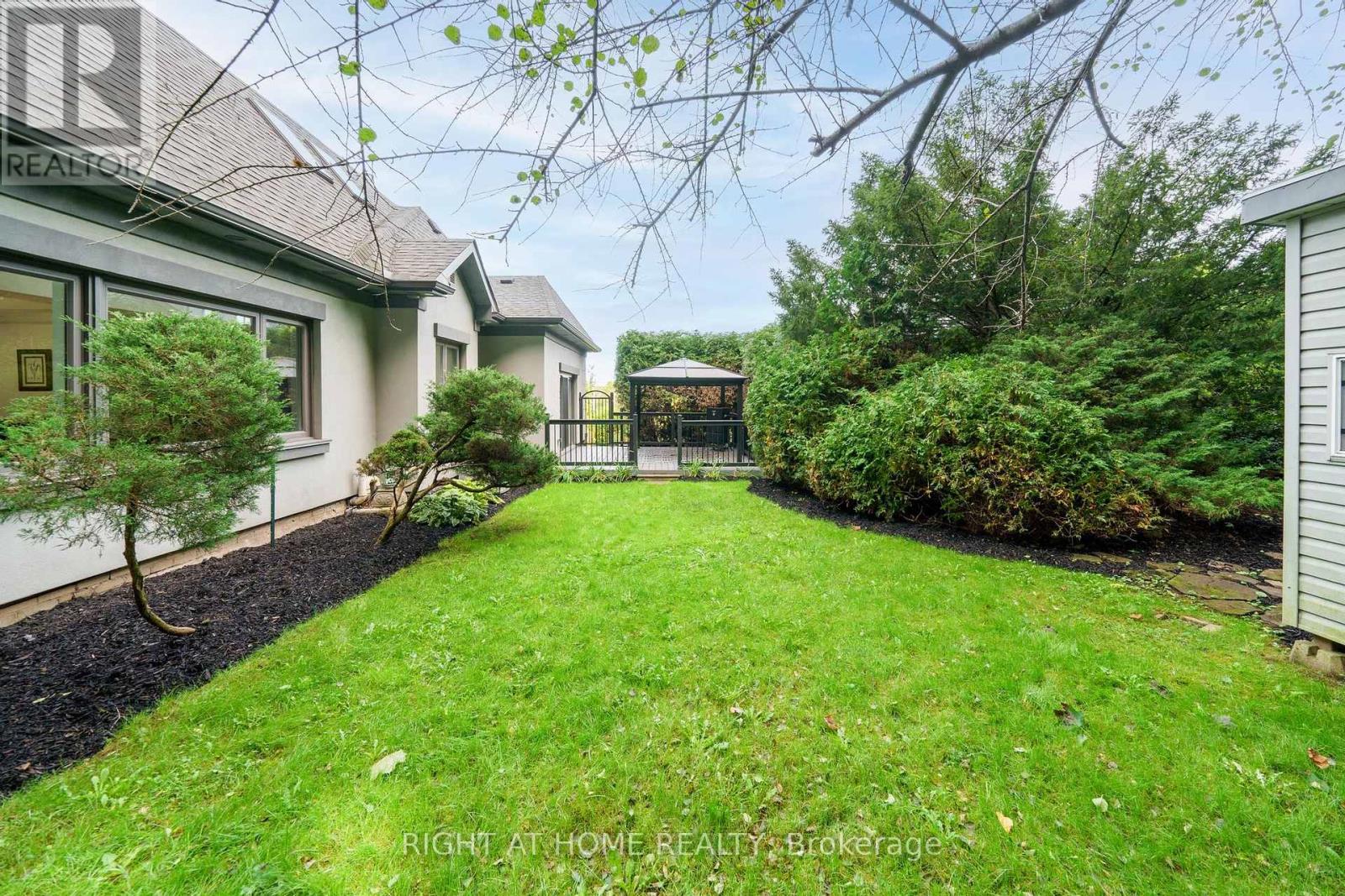403 Hess Street S, Hamilton, Ontario  L8P 3R2 - Photo 44 - X12143694