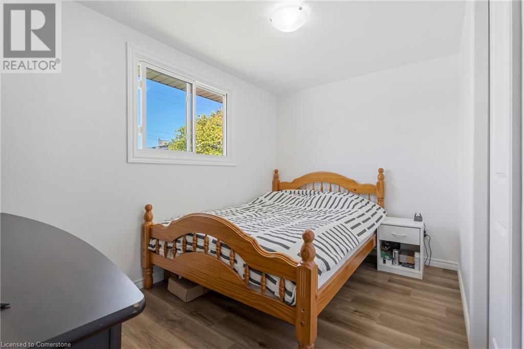 879 Upper Sherman Avenue, Hamilton, Ontario  L8V 3N2 - Photo 16 - 40727950