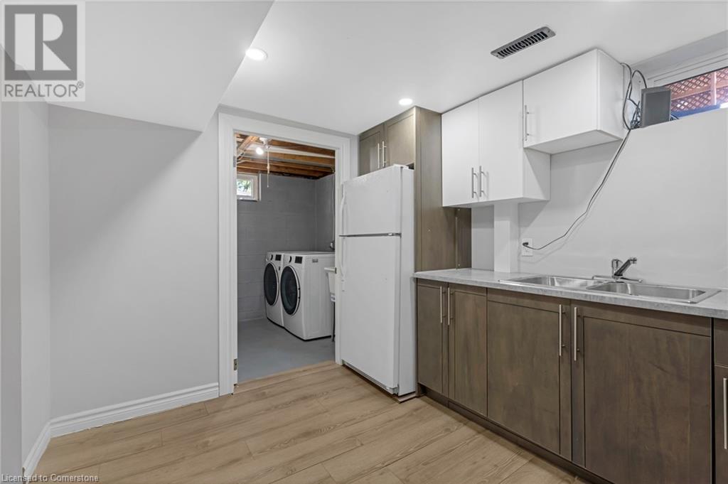 879 Upper Sherman Avenue, Hamilton, Ontario  L8V 3N2 - Photo 30 - 40727950