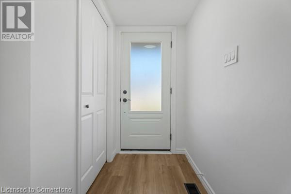 879 Upper Sherman Avenue, Hamilton, Ontario  L8V 3N2 - Photo 5 - 40727950
