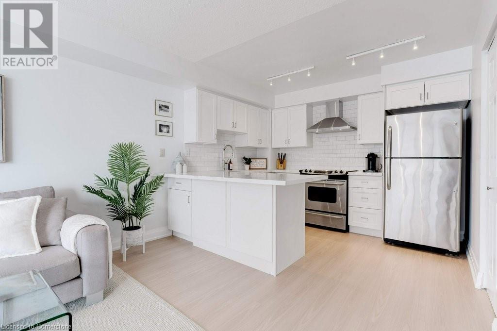 Property at 2210 LAKESHORE Street Unit# 704 image 4