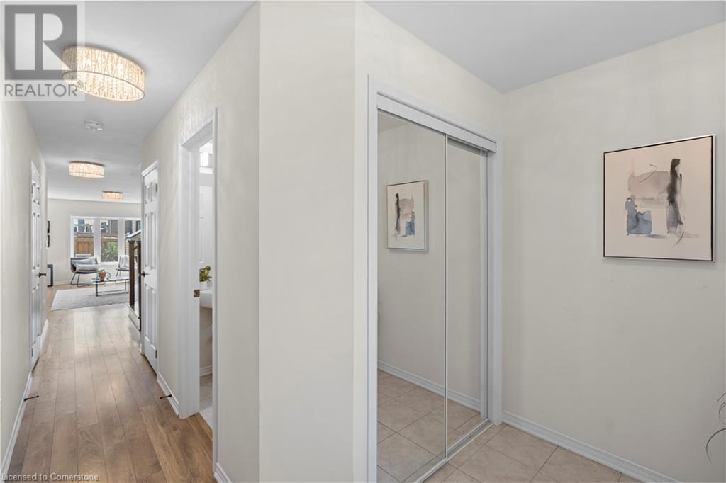 Property at 89 THOMPSON Road image 4