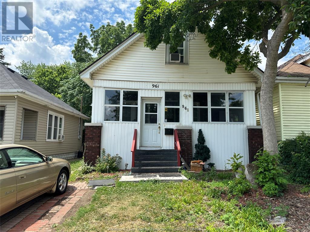Property at 961 CAMPBELL image 2