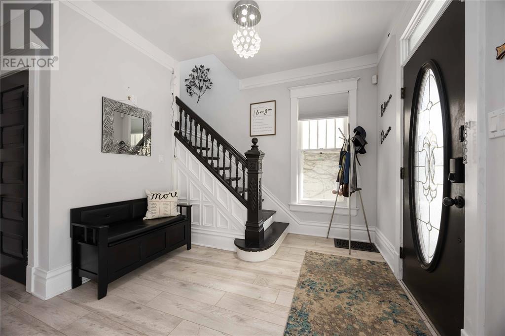 Property at 329 VIDAL STREET North image 5