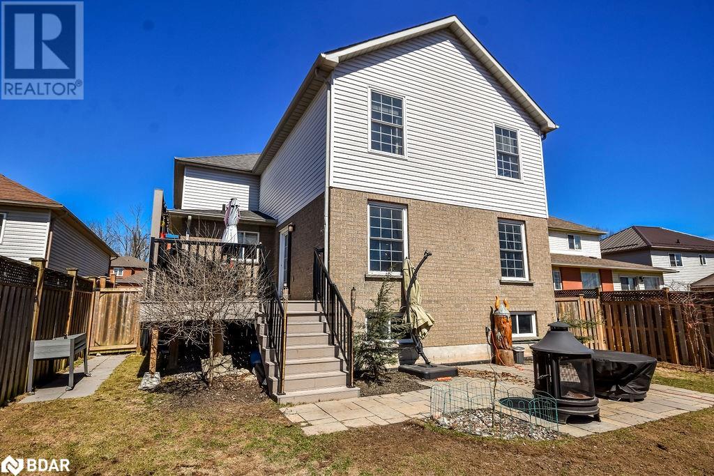 Property at 17 FRONTIER Avenue image 3