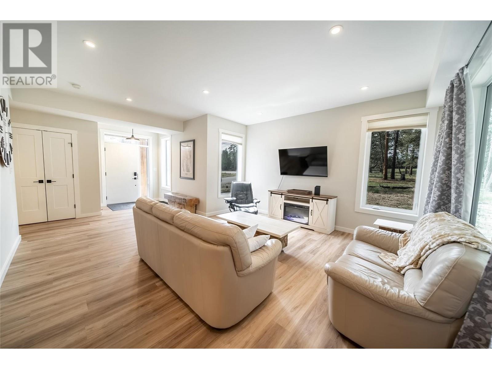 421 Wildstone Close N Unit# 2, Cranbrook, British Columbia V1C 0G4 - Photo 14 - 10346864