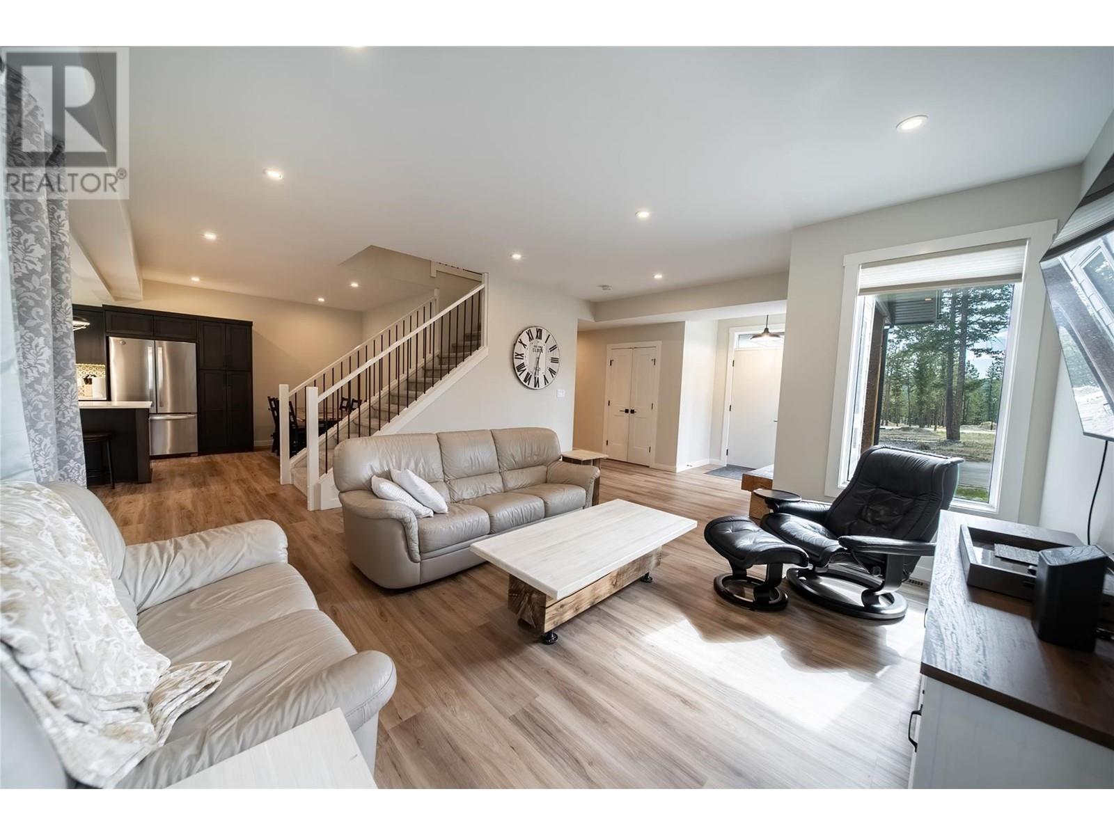 421 Wildstone Close N Unit# 2, Cranbrook, British Columbia V1C 0G4 - Photo 11 - 10346864