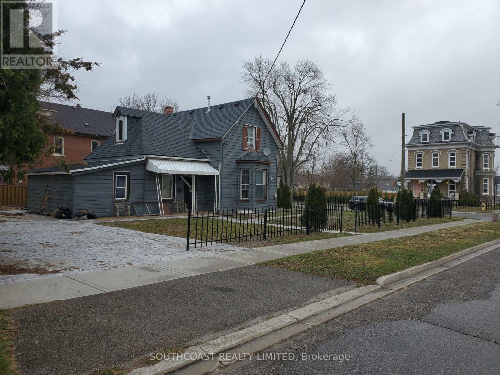 218 Talbot Street S, Norfolk, Ontario  N3Y 2Z7 - Photo 9 - X12104397