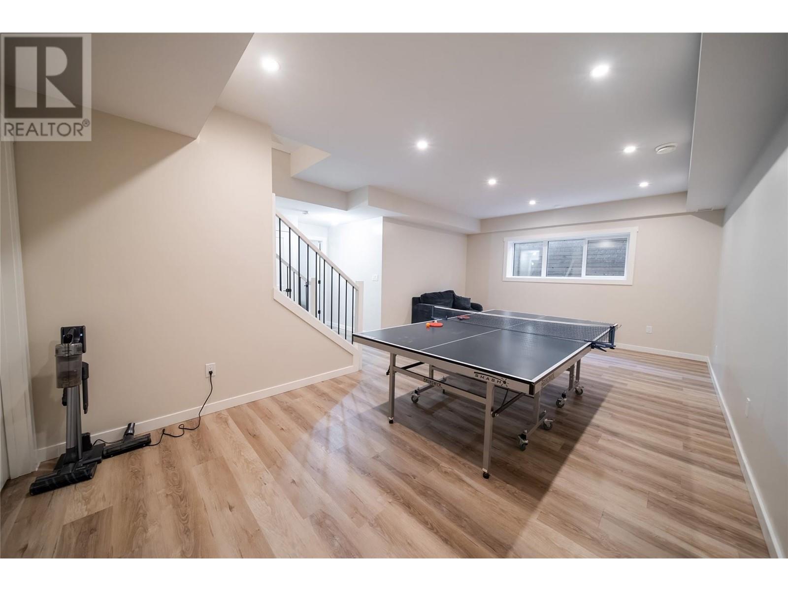 421 Wildstone Close N Unit# 2, Cranbrook, British Columbia V1C 0G4 - Photo 36 - 10346864