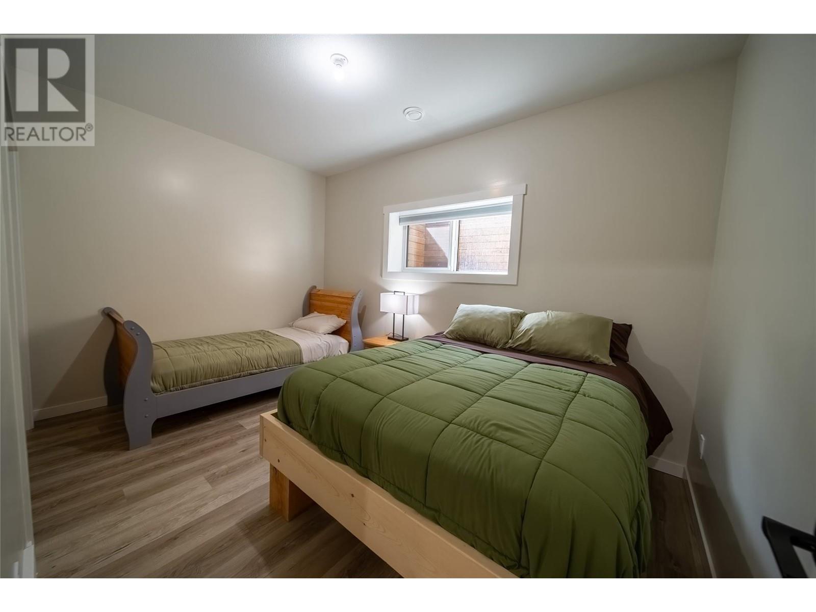 421 Wildstone Close N Unit# 2, Cranbrook, British Columbia V1C 0G4 - Photo 39 - 10346864