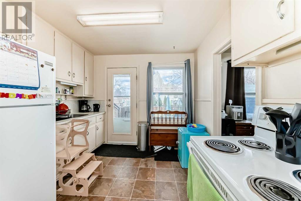 228 Pine Street, Springbrook, Alberta  T4S 0E5 - Photo 8 - A2215885