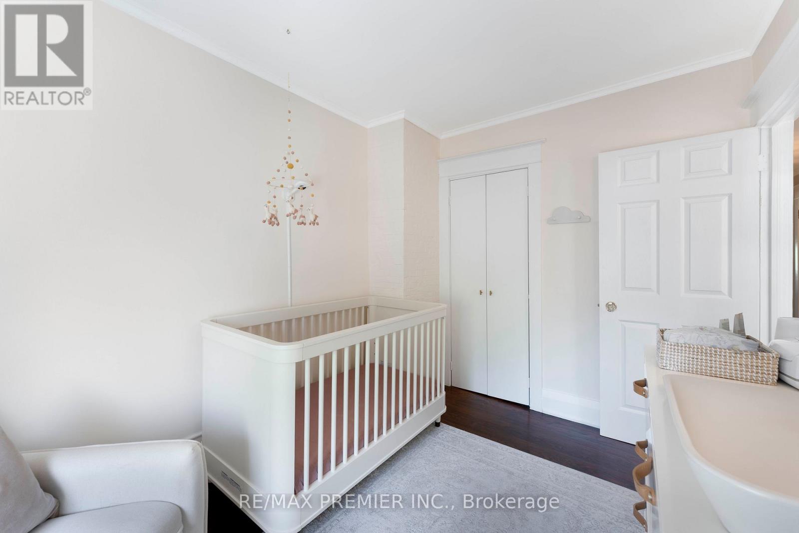 47 Moberly Avenue, Toronto (Woodbine Corridor), Ontario  M4C 4A9 - Photo 13 - E12142166