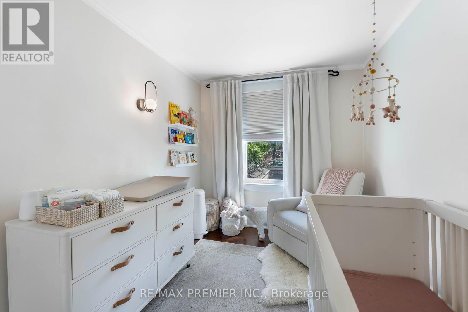 47 Moberly Avenue, Toronto (Woodbine Corridor), Ontario  M4C 4A9 - Photo 14 - E12142166