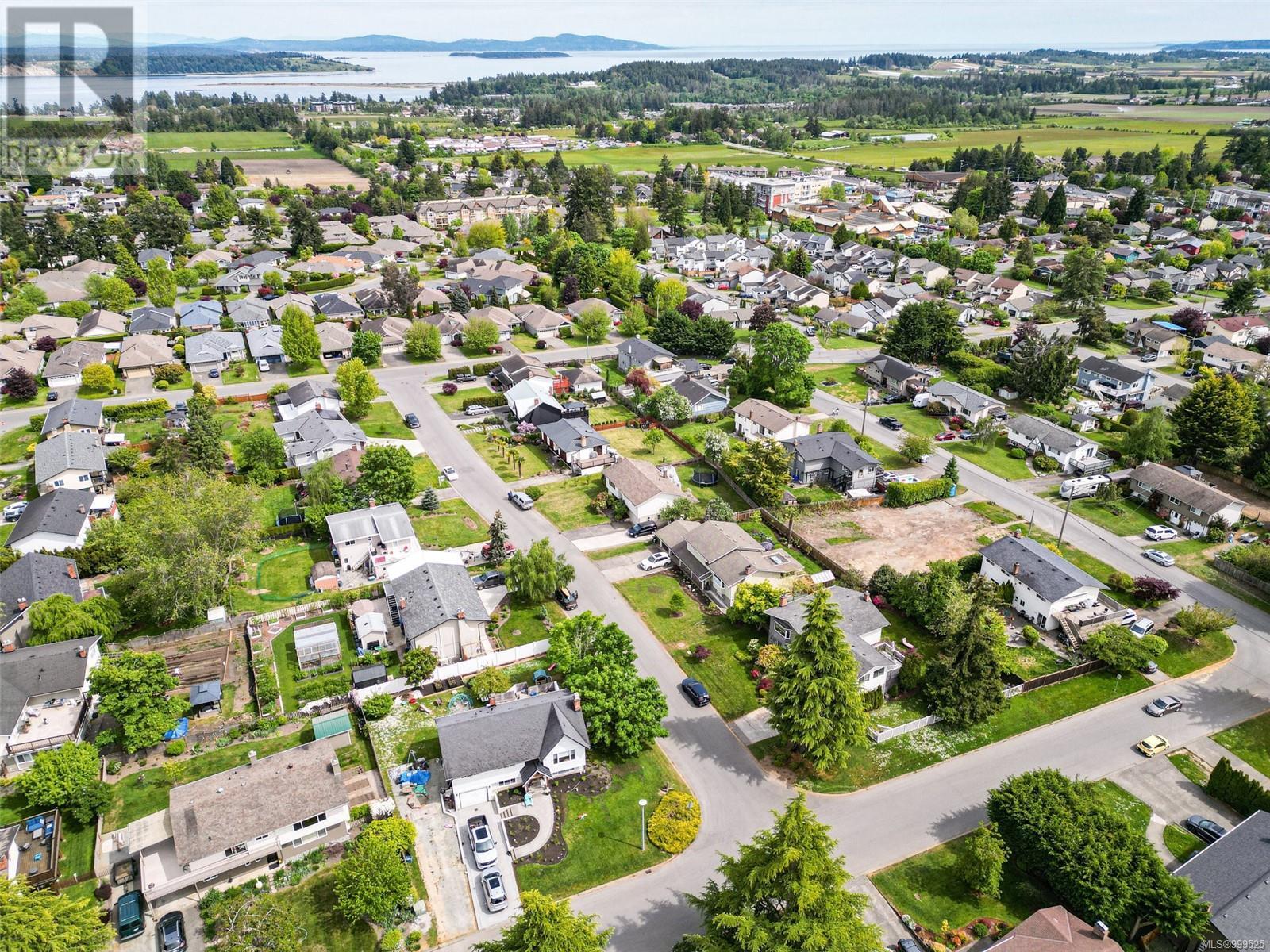 Property at 1881 Seaboard Cres image 4