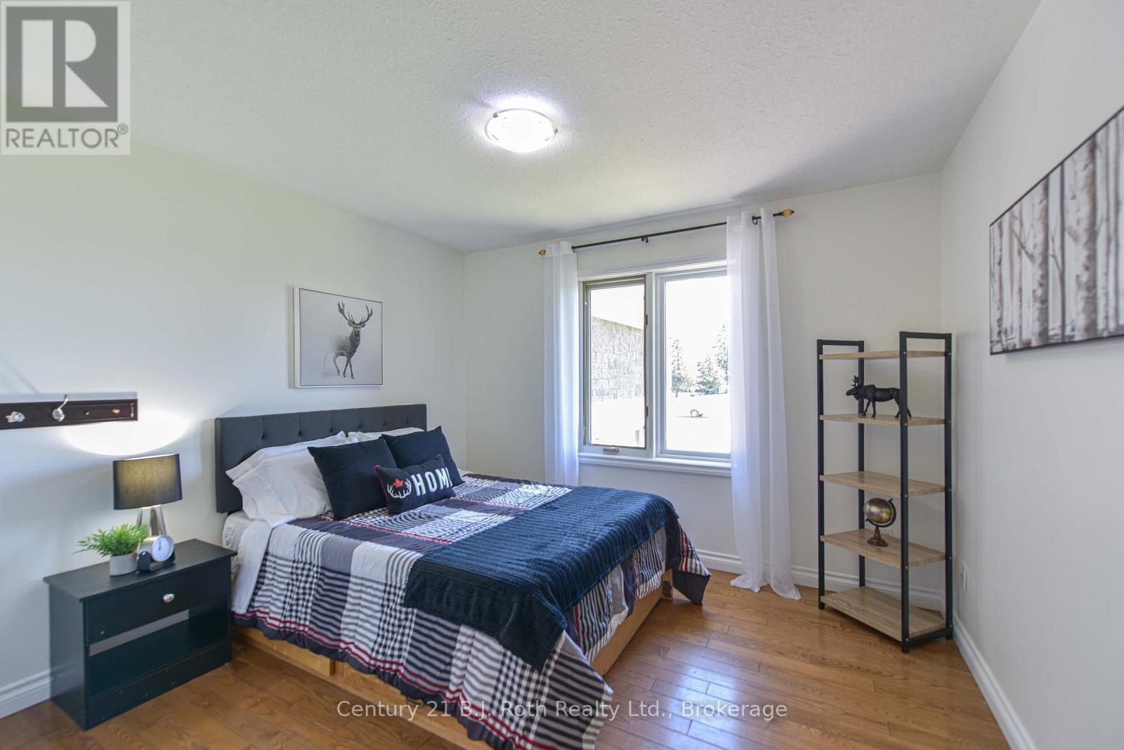 4086 Lawton Lane, Ramara (Atherley), Ontario  L3V 6H7 - Photo 24 - S12143727