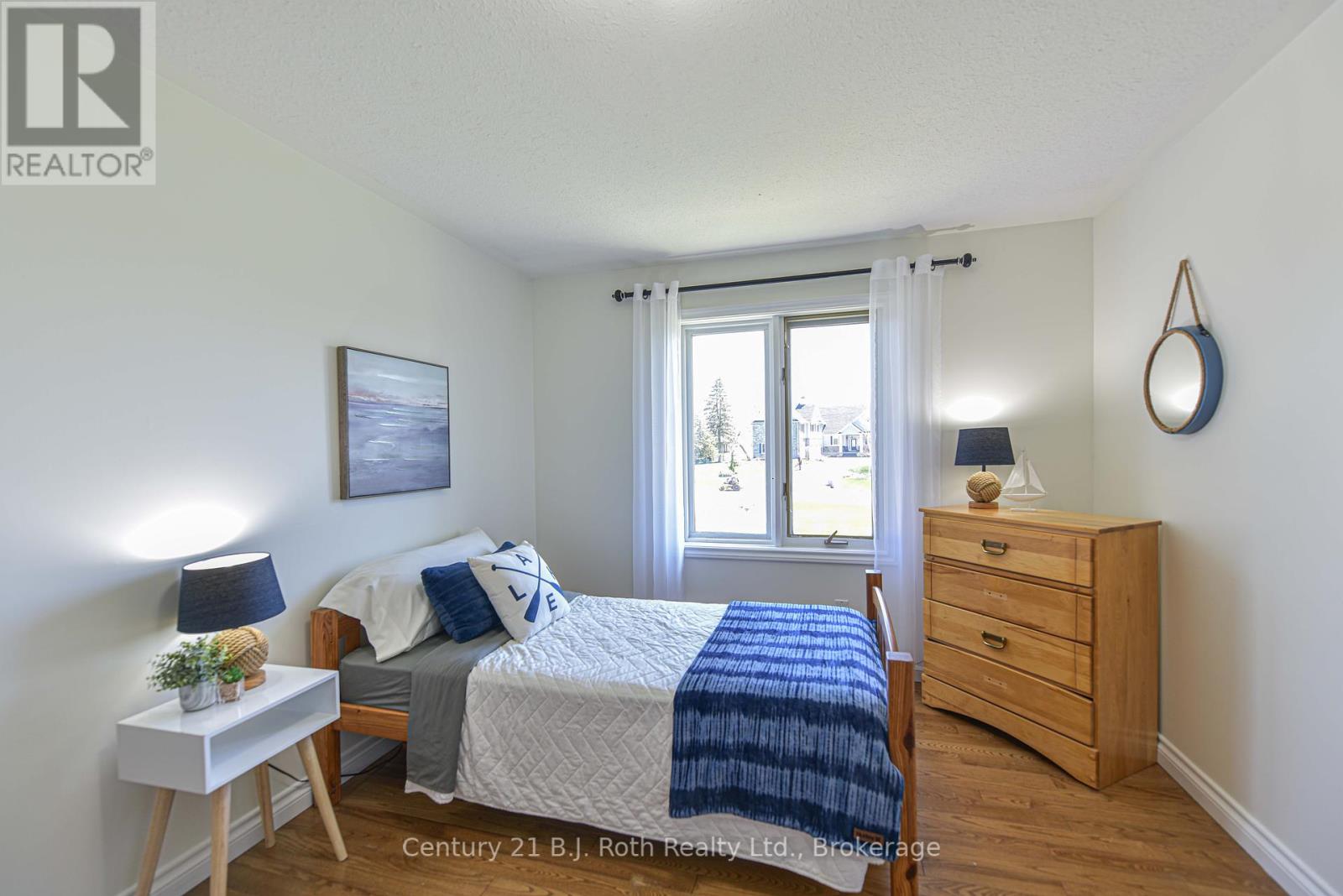 4086 Lawton Lane, Ramara (Atherley), Ontario  L3V 6H7 - Photo 26 - S12143727