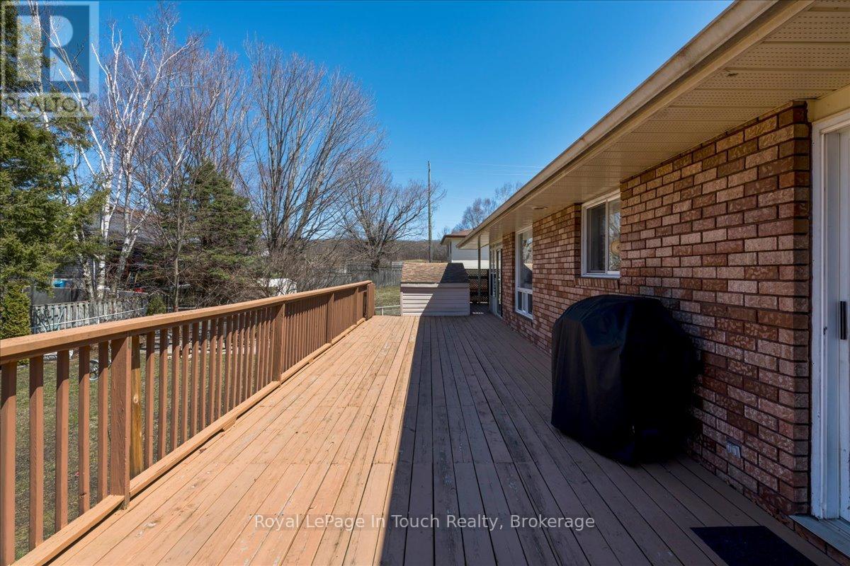 93 Edward Street, Penetanguishene, Ontario  L9M 1J3 - Photo 31 - S12143878