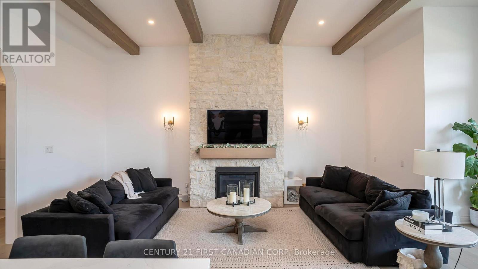 956 Trailsway Avenue, London South, Ontario  N6K 0K7 - Photo 9 - X12143846
