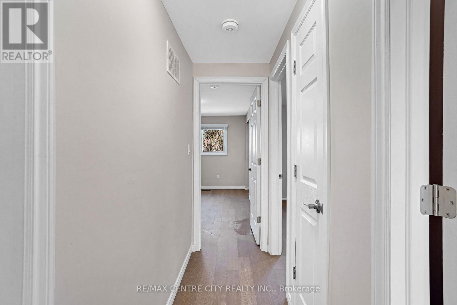 27 - 281 Bluevale Street N, Waterloo, Ontario  N2J 4L8 - Photo 19 - X12143912