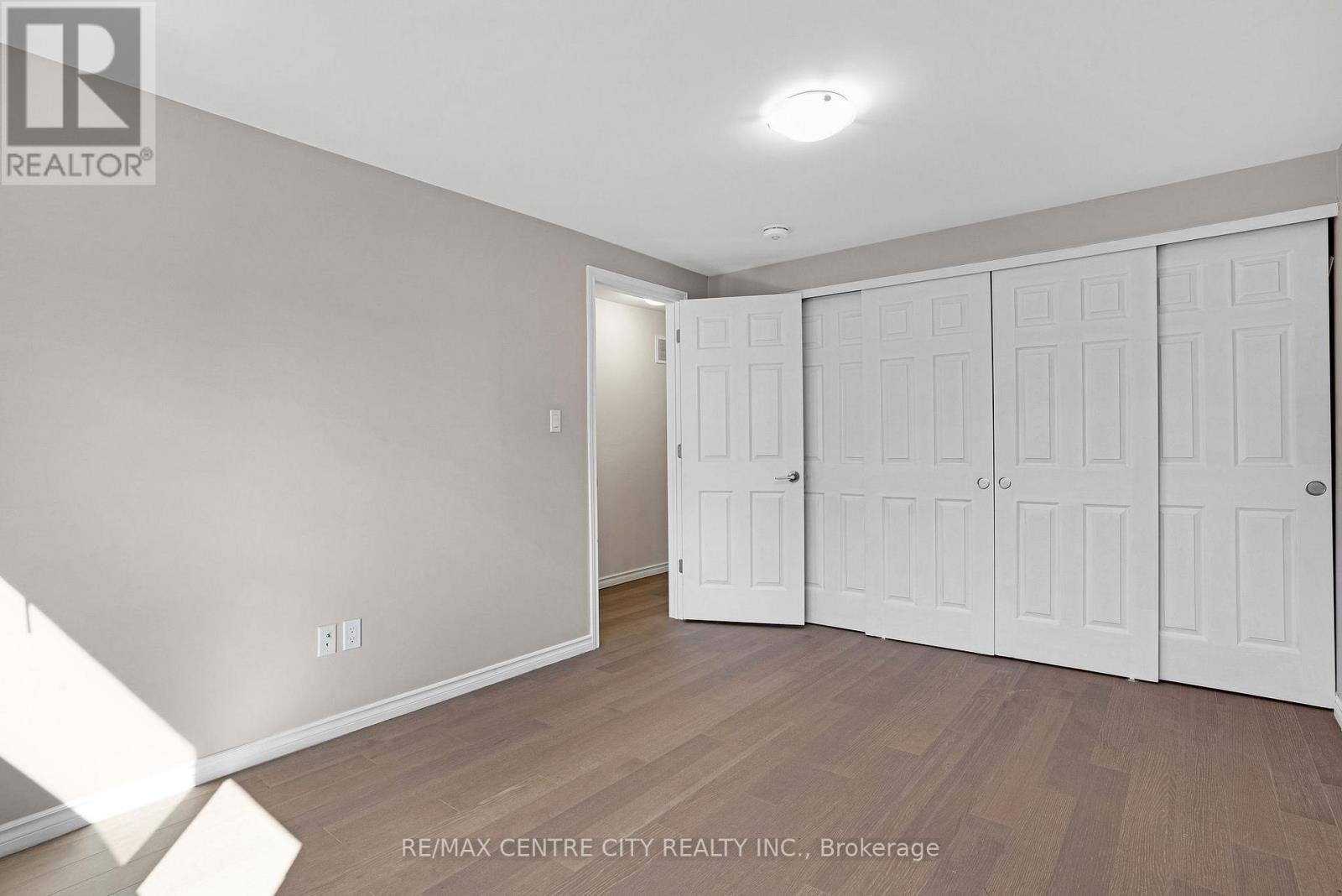 27 - 281 Bluevale Street N, Waterloo, Ontario  N2J 4L8 - Photo 21 - X12143912
