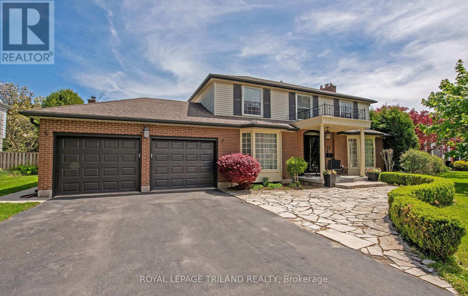 27 Cherokee Road, London North, Ontario  N6G 2N7 - Photo 1 - X12143919