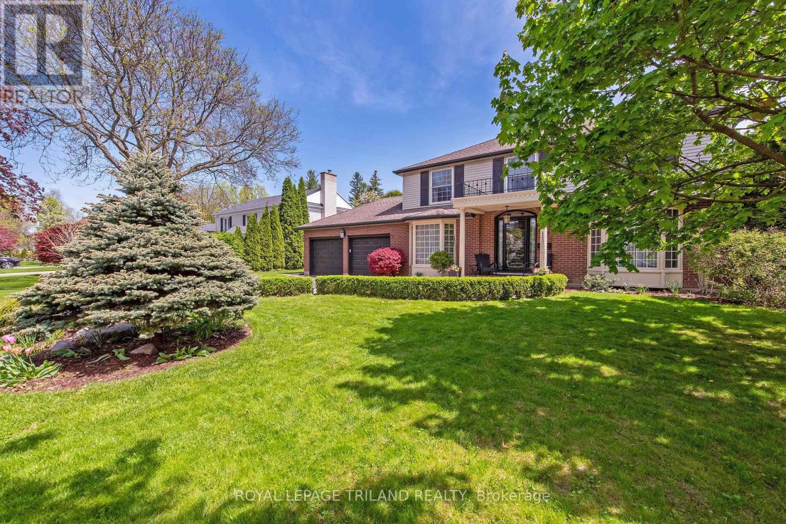 27 Cherokee Road, London North, Ontario  N6G 2N7 - Photo 2 - X12143919