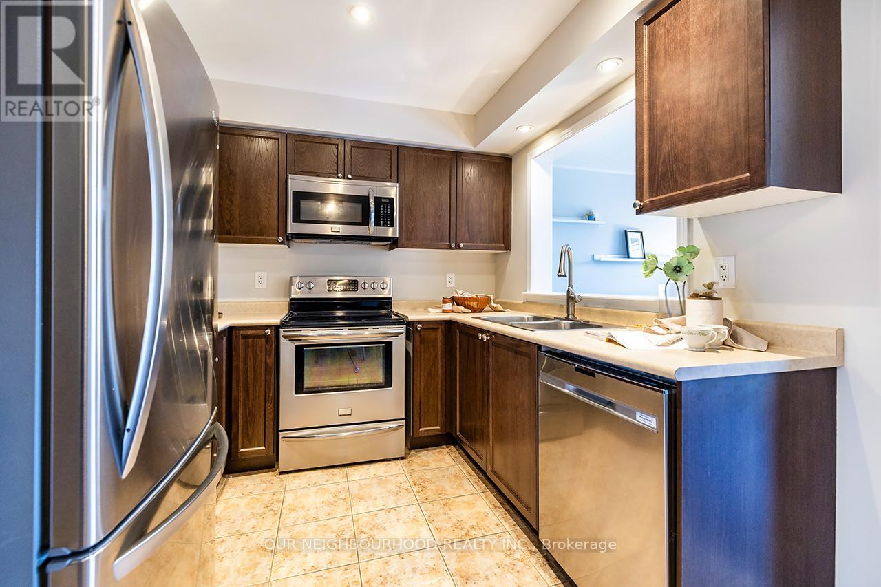 74 Shrewsbury Drive, Whitby, Ontario  L1M 0C7 - Photo 11 - E12143889