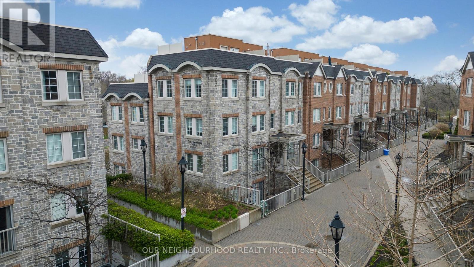 Property at TH60 - 93 THE QUEENSWAY AVENUE image 1