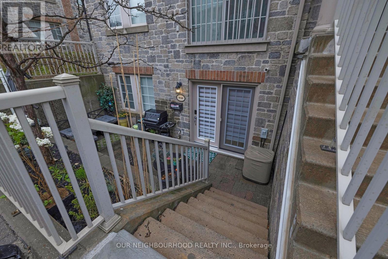 Property at TH60 - 93 THE QUEENSWAY AVENUE image 2