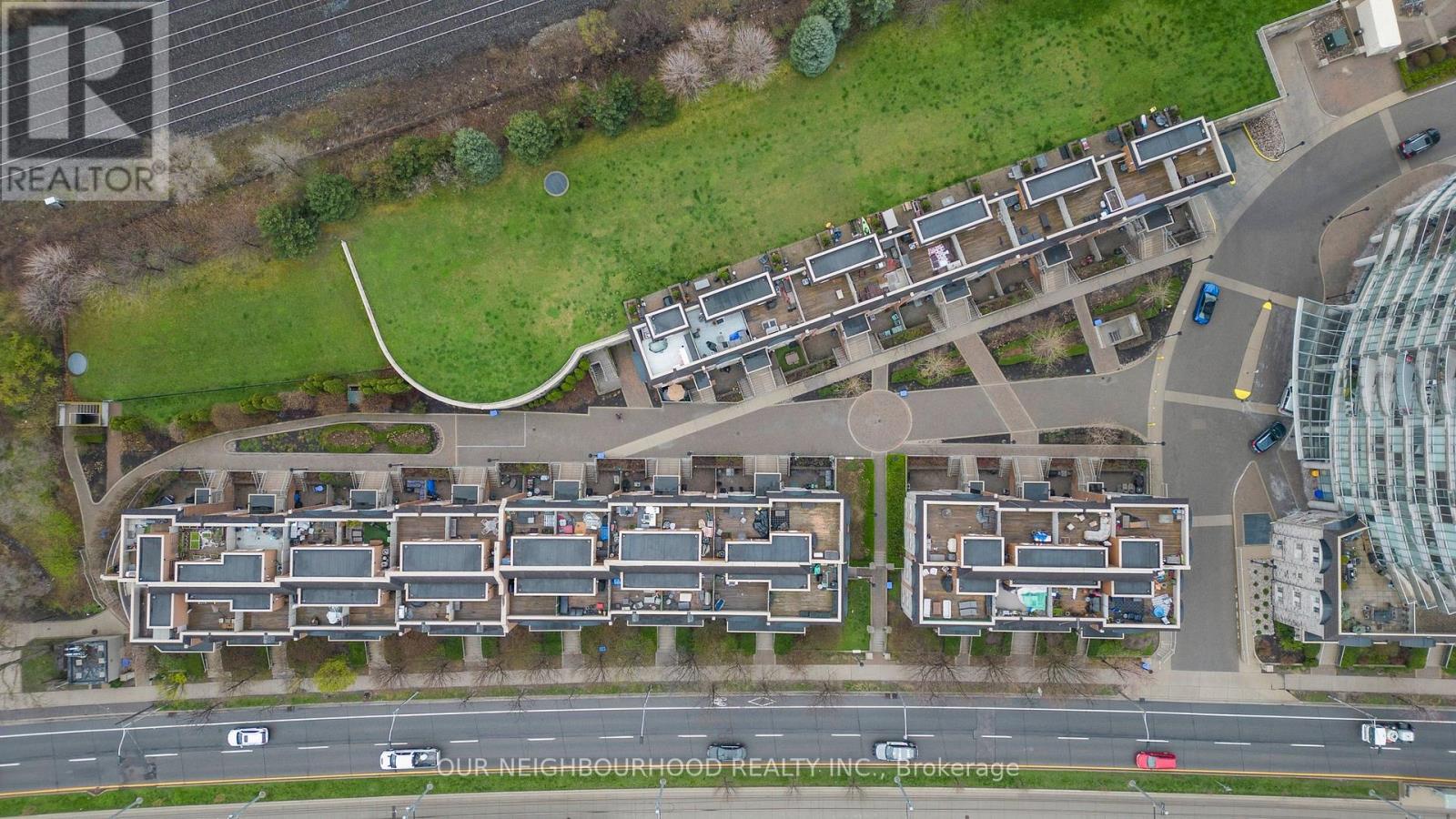 Th60 - 93 The Queensway Avenue, Toronto, Ontario  M6S 5A7 - Photo 24 - W12143776