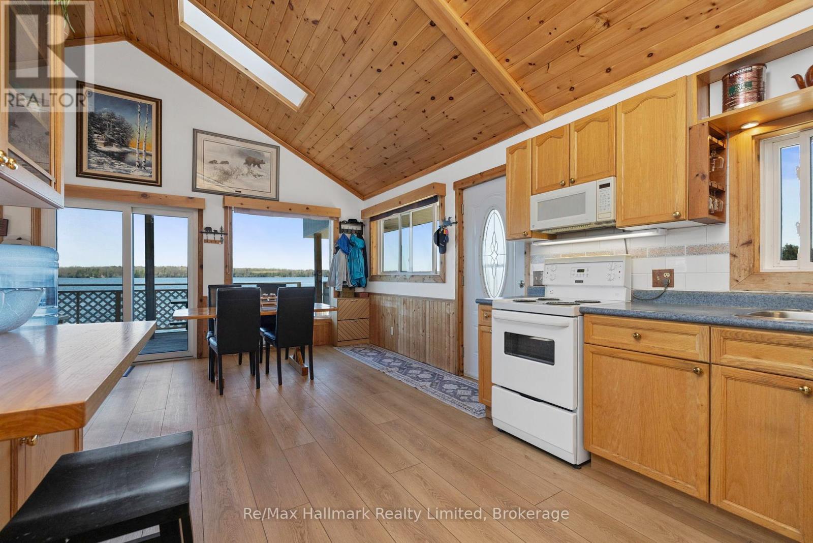 2982 Muskoka Rd 169 Road, Muskoka Lakes, Ontario  P0C 1M0 - Photo 16 - X12143915