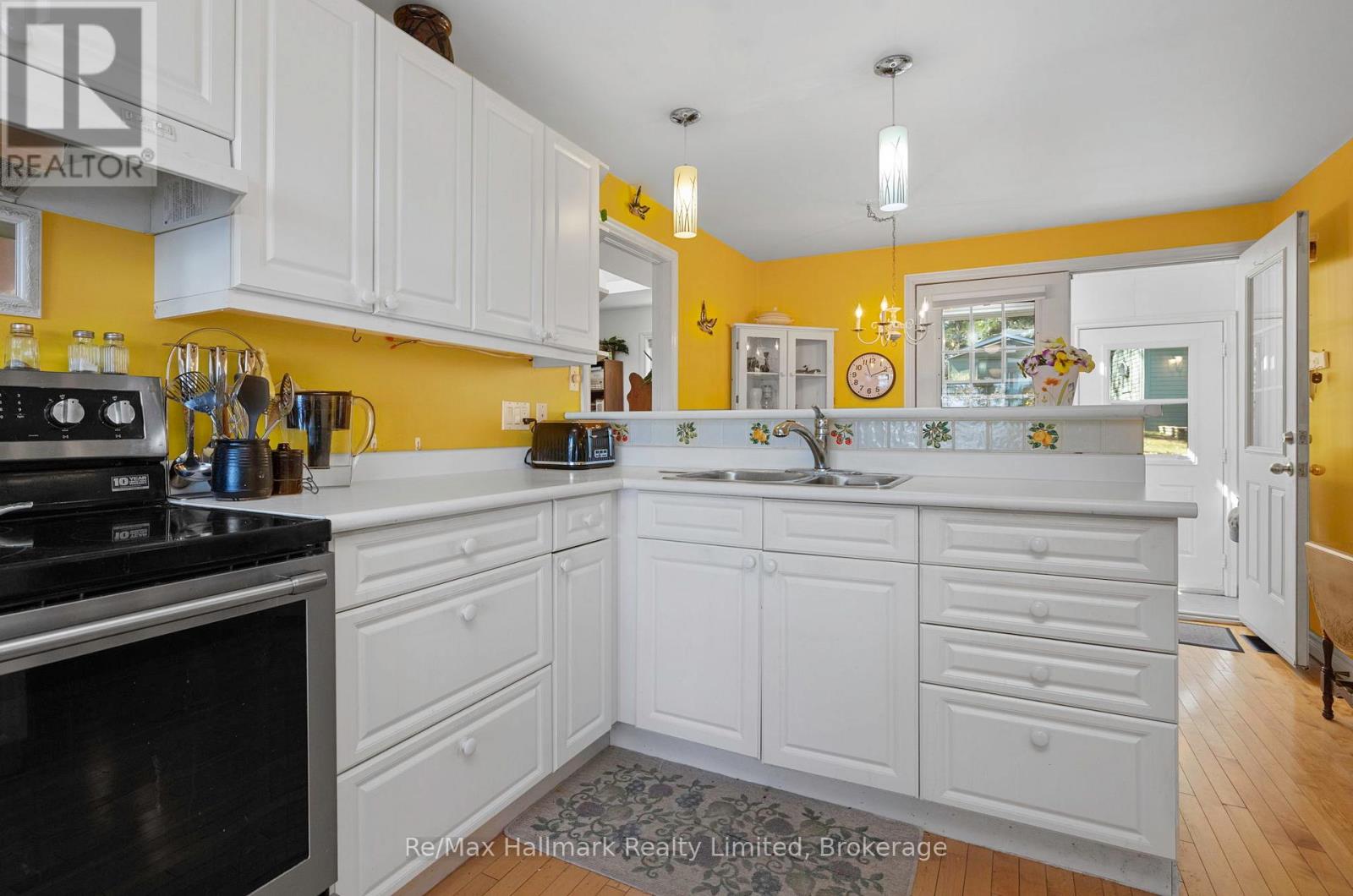 2982 Muskoka Rd 169 Road, Muskoka Lakes, Ontario  P0C 1M0 - Photo 28 - X12143915