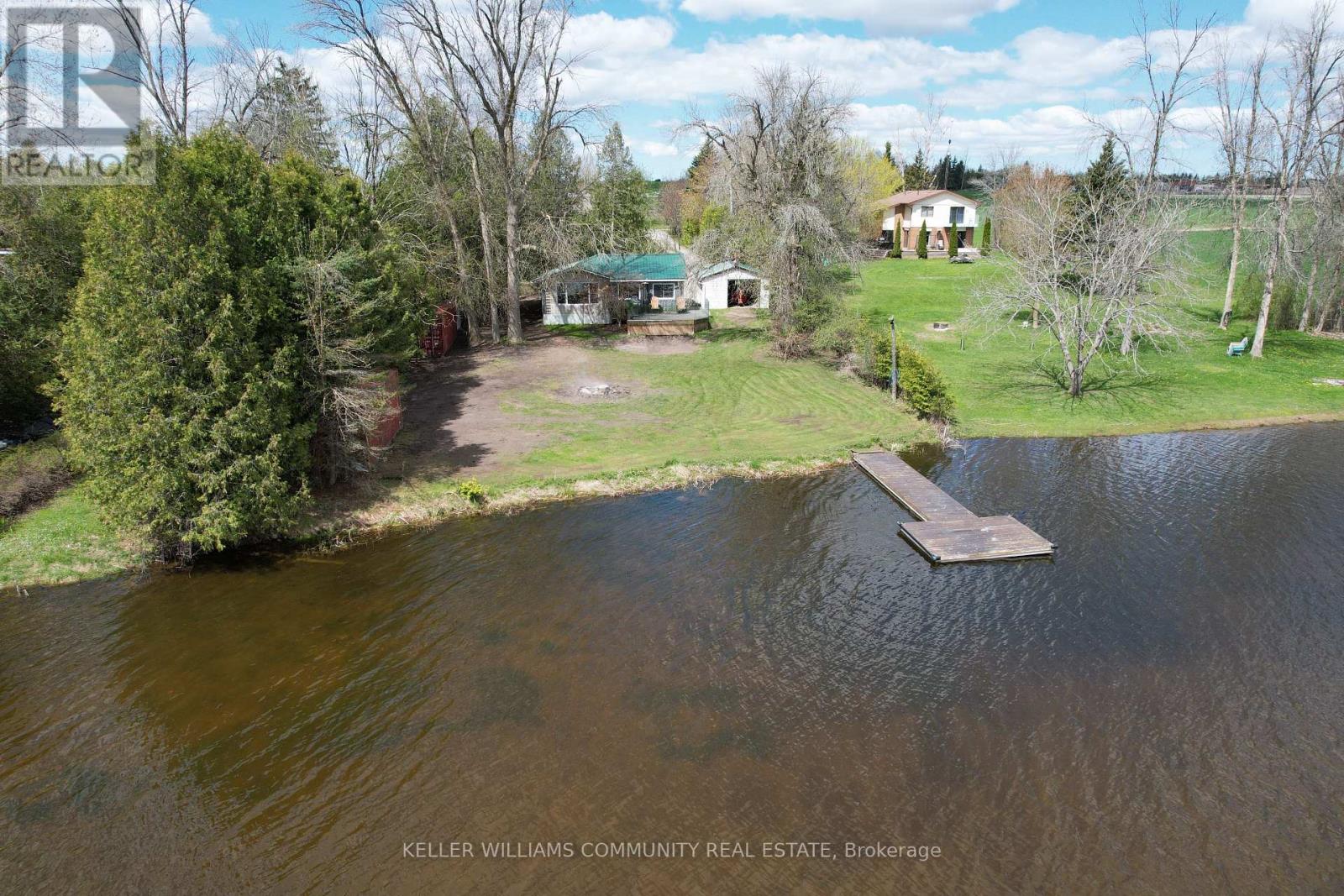 Property at 4 COLUMBUS STREET N image 1