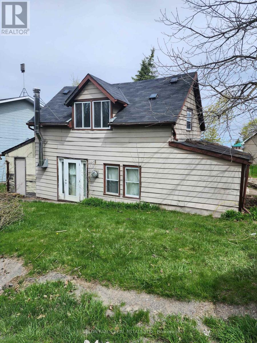22 VIAMEDE STREET, Kawartha Lakes, Ontario