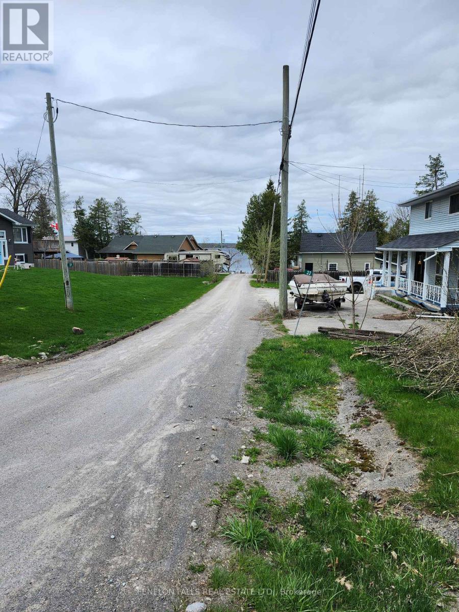 22 Viamede Street, Kawartha Lakes, Ontario  K0M 1L0 - Photo 7 - X12143885