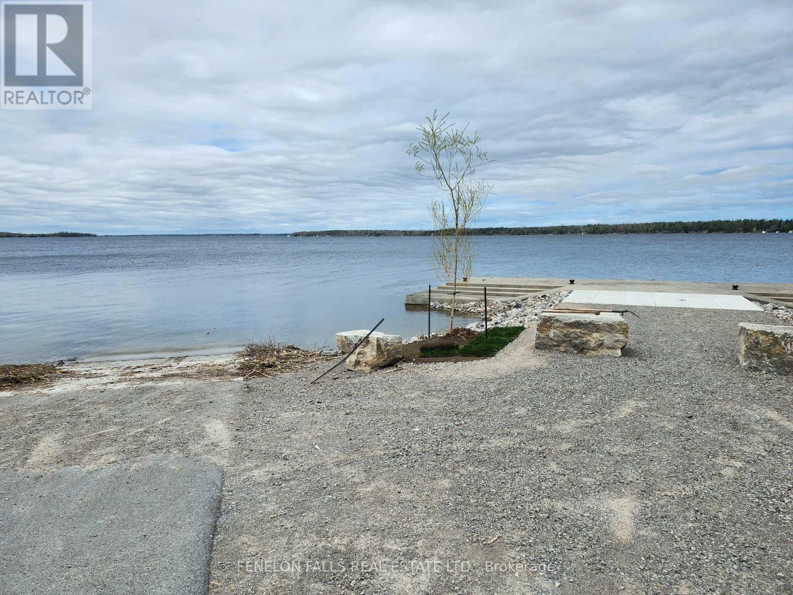 22 Viamede Street, Kawartha Lakes, Ontario  K0M 1L0 - Photo 9 - X12143885